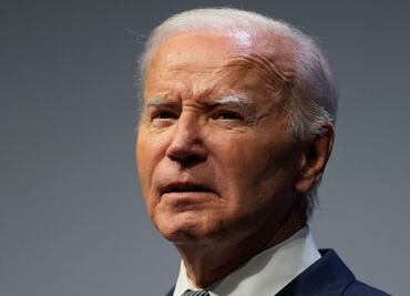 Biden reitera su "total apoyo" a una transición en Siria en una llamada con el rey jordano