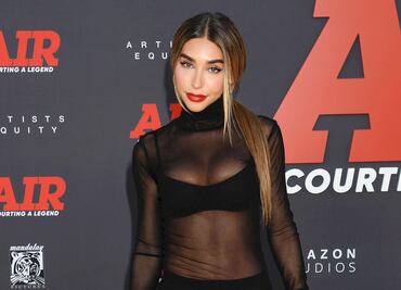 Exnovia de Justin Bieber conquista con minivestido negro y silueta arrasadora