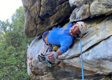 Tragedia en Yosemite: muere Balin Miller, influencer y joven promesa de la escalada, mientras transmitía en TikTok