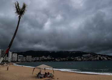 Huracán Hilary se fortalece: Sube a categoría 2 y amenaza a Cabo San Lucas