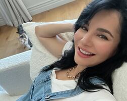 ¡Sorpresa total! Martha Higareda revela que está esperando dos bebés