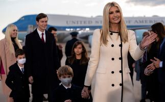 Ivanka llora y Melania se despide de Washington con YMCA 