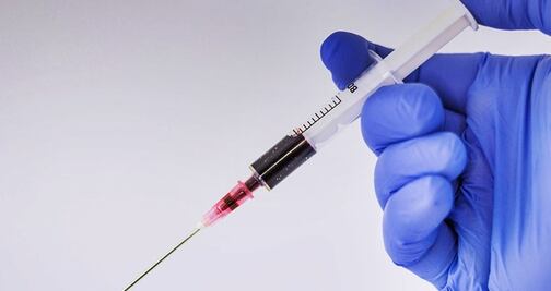 Medicamento convierte sangre de mujer de Rhode Island en 'azul'