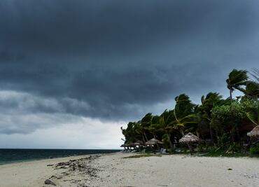 Tormenta Humberto se forma en el Atlántico: podría convertirse en huracán este sábado, dice el NHC