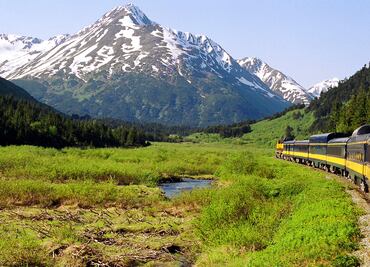 ¿El viaje en tren más maravilloso del mundo? Así es el viaje panorámico para ver la imponencia de las Montañas Rocosas
