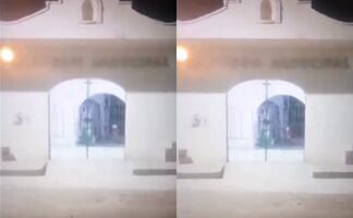 ¡Qué miedo! Captan a niña jugando a media noche en panteón de Puebla. VIDEO