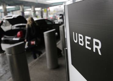 Chofer de Uber violó a pasajera que se quedó dormida