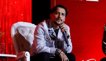 Madrina de Christian Nodal rompe el silencio ante críticas por no visitar a Inti y revela que el cantante sufrió mucho con Belinda