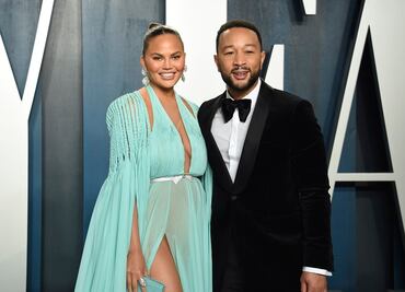 Chrissy Teigen y John Legend anuncian la desgarradora pérdida de su bebé