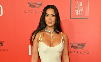 Kim Kardashian revela que alguien cercano a ella planeó atentar contra su vida: “Estoy muerta de miedo”