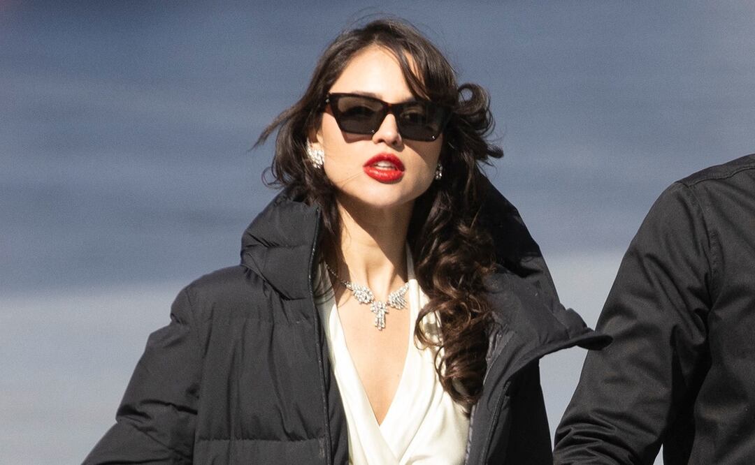 Eiza González se une a Henry Cavill en set de grabación. Foto: The Grosby Group.