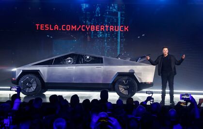Tesla llama a revisión a casi todas las Cybertruck por riesgo de desprendimiento de paneles