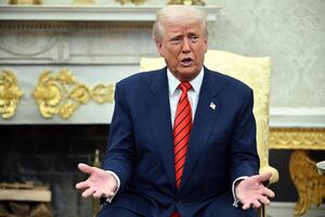 Trump tacha de “ridícula” nueva regla de la NFL y dice que hace el futbol americano “afeminado”