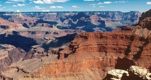 Mujer de 70 años muere al caer en el Gran Cañón 