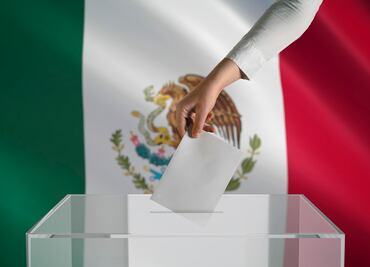 ¿Cómo pueden votar los mexicanos desde el extranjero? Estas son las vías y fechas para hacerlo