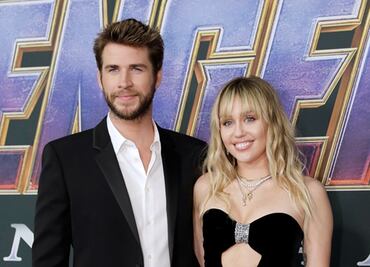 Miley Cyrus luce escote de infarto en premier de ‘Avengers: Endgame’