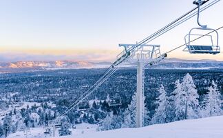 Buscan mexicanos para trabajar en empresa de Vermont; pagan $35,000