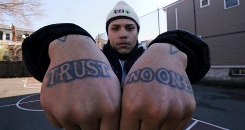 Jóvenes migrantes en EU, ¿presa fácil de las pandillas?