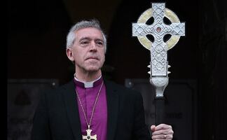 Coronación del Rey Carlos III. Cruz con reliquias de la de Jesús encabezará la procesión