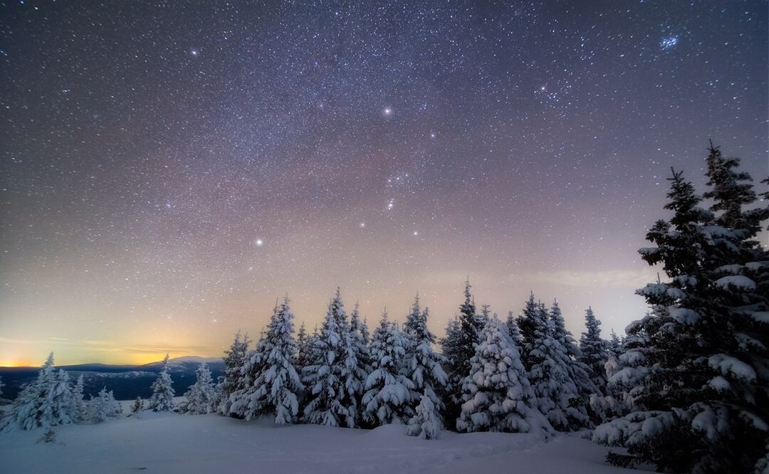 Así puedes ver la alineación del Hexágono Invernal, con seis de las estrellas más brillantes del cielo. Foto: iStock-Sergey Egorov