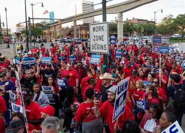 Sindicato automotor de Estados Unidos amenaza con extender huelga