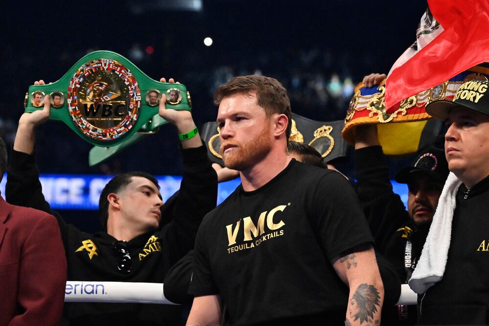 "Me sigo sintiendo un campeón", afirma Canelo Álvarez tras perder contra Crawford. ¿Habrá revancha? Foto: AP