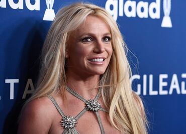 Fans envían policías a casa de Britney Spears después de que ella eliminara su Instagram