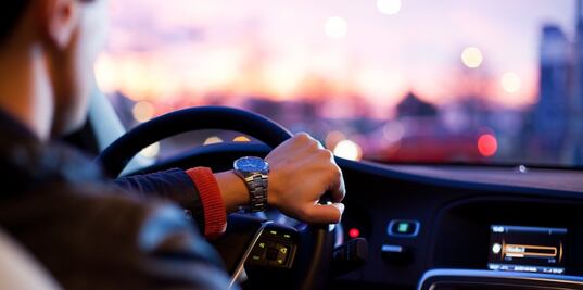 7 tips para ahorrar al alquilar un auto durante las vacaciones