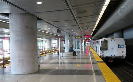 Mujer muere tras ser arrastrada por tren en California en ‘extraño’ accidente