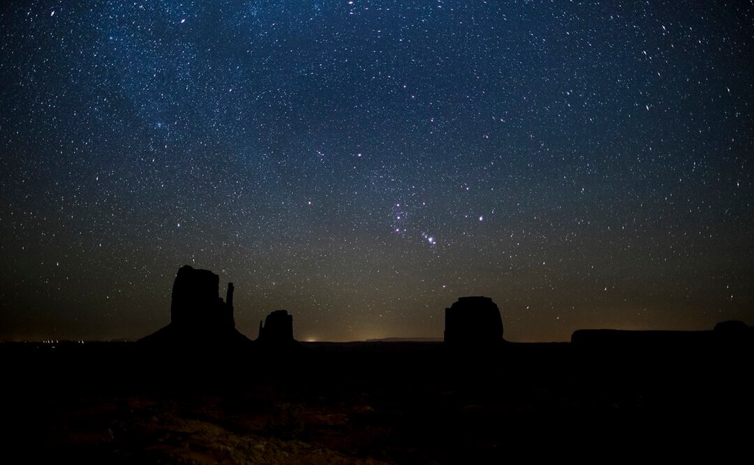 El extraño ‘eclipse’ entre un asteroide y Betelgeuse, una de las estrellas más brillantes del cielo. Foto: iStock-AxelRedder