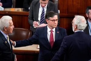 Mike Johnson, aliado de Trump, es elegido nuevo presidente de la Cámara Baja de Estados Unidos