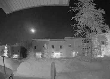 Video. Sorprende “bola de fuego” en el cielo a habitantes de Alaska