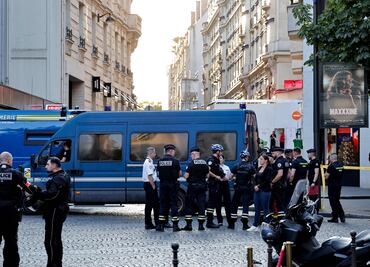 Reportan un policía herido en ataque con cuchillo en París días antes de los Olímpicos