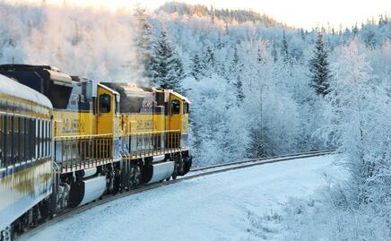 Sube al tren para 'perseguir' auroras boreales en Alaska en 2021