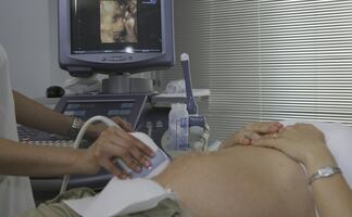 FDA advierte riesgo en gel para ultrasonido por contaminación bacteriana