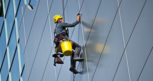 ¿Hasta cuándo puedes solicitar una visa H-2B de jardinería, construcción y limpieza?