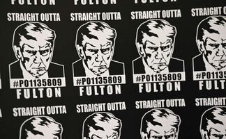 Un muerto y dos heridos en la cárcel de Georgia en la que Donald Trump fue fichado