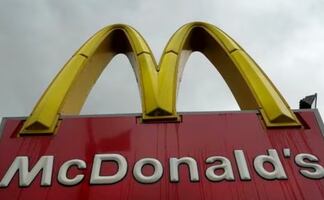 McDonald’s prohíbe la entrada a menores de edad en este restaurante. Lo que se sabe