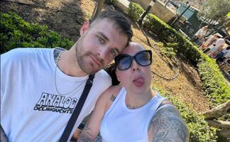 Influencer muere al caer de un puente por tomar una foto para redes sociales; así lo despiden 