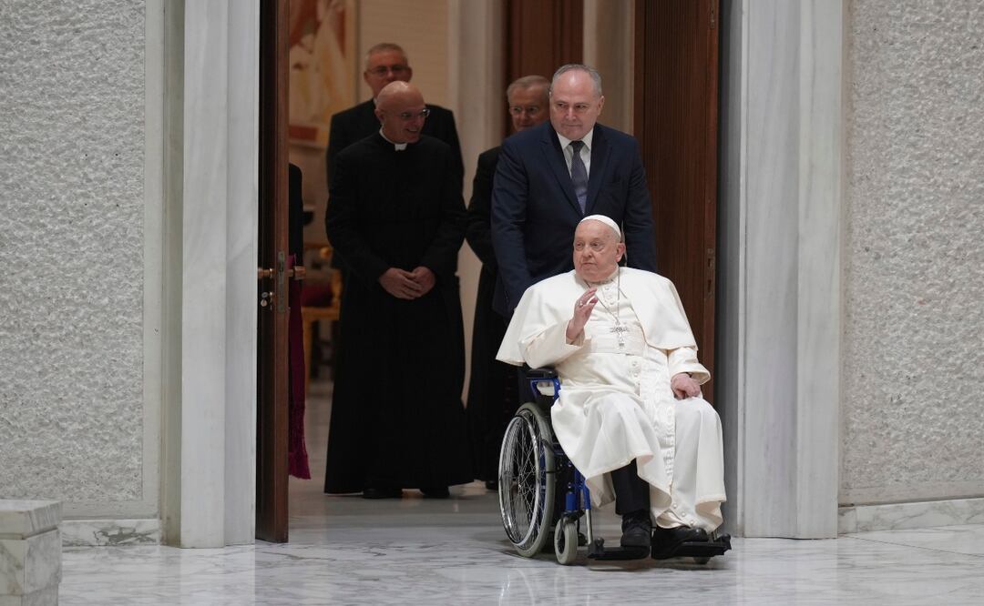 El papa Francisco continúa mejorando y no piensa en renunciar, informa cardenal. Foto: AP