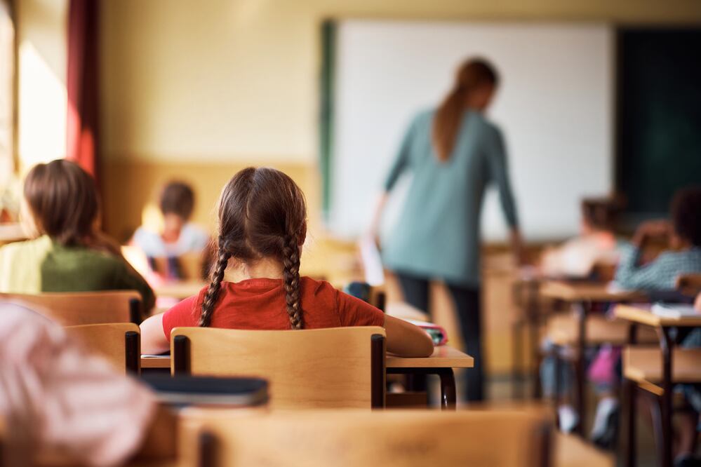 Beca Edomex 2025 para escuelas privadas: así puedes obtener el apoyo para pagar la colegiatura. Foto: iSTOCK-Drazen Zigic