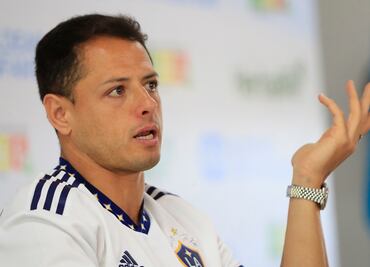 Chicharito 'explota' tras críticas : "Si no hago un gol más, mi carrera no cambiará". VIDEO
