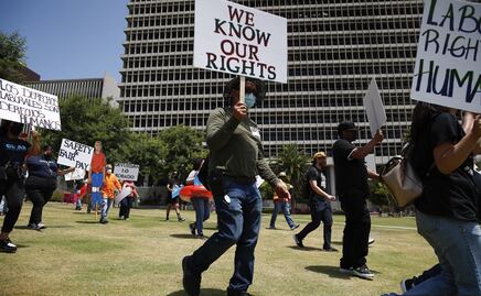 Mayoría de estadounidenses tiene conceptos erróneos acerca de los inmigrantes: sondeo