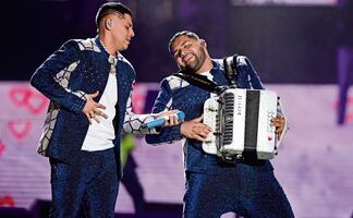 Grupo Firme cancela concierto en Estados Unidos por problemas con sus visas