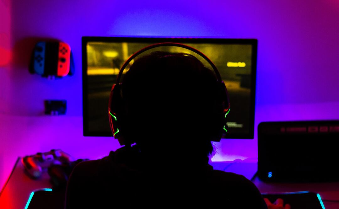 Juez absuelve a estudiante del IPN acusado de usar IA para manipular imágenes sexuales de sus compañeras. Foto: Canva