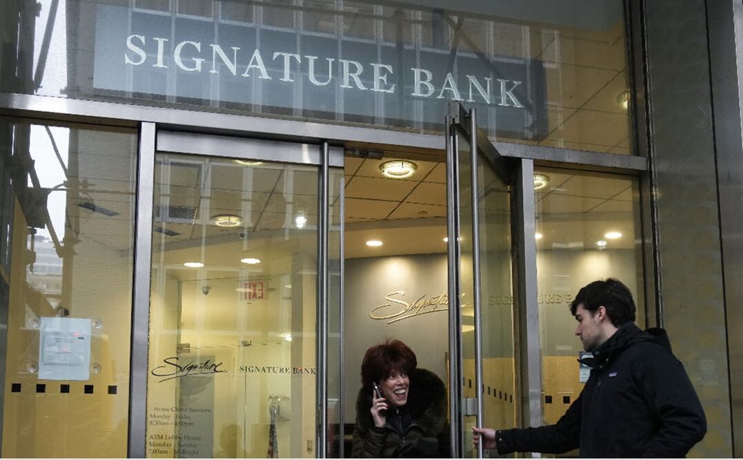 Flagstar Bank compra la mayoría del Signature Bank tras su colapso. AP