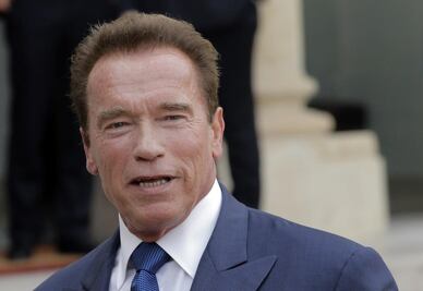 Arnold Schwarzenegger urge a Putin a parar la guerra