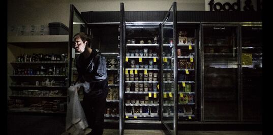 “Apagón” en California, para evitar incendios, afecta a casi un millón de personas