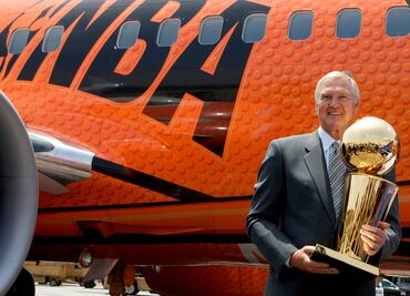 Muere Jerry West, figura de la NBA; Lakers lo recuerdan como una leyenda