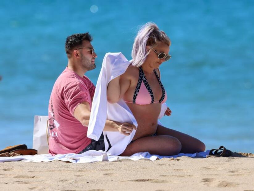 Britney Spears impacta con 'bikini body' en Hawái junto a su novio